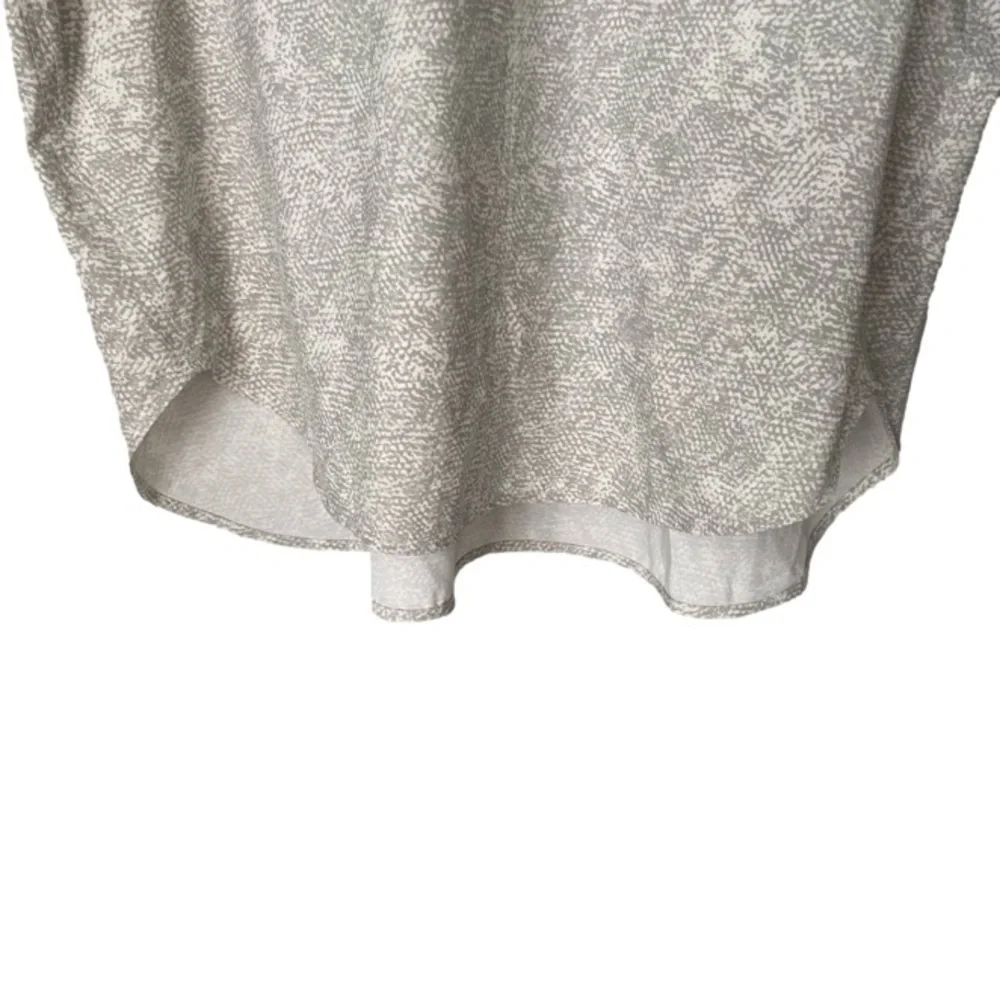 ATHLETA Zuma Top Collared V-Neck Long Sleeve Viper Subtle Grey Print Women XL